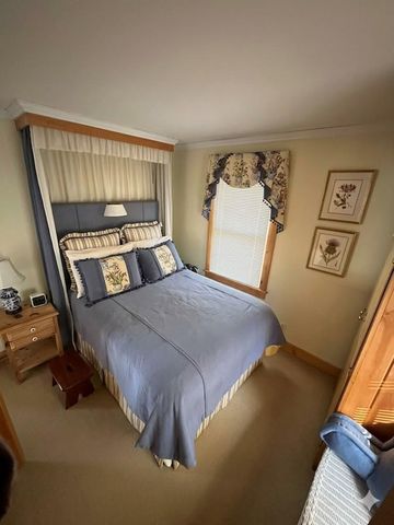 671 N Cow Path Lane, Fort Atkinson, WI 53538