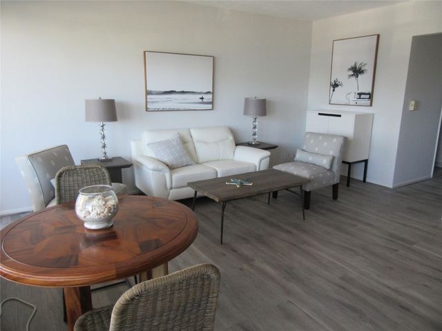 4050 N Ocean Dr Apt 207, Fort Lauderdale, FL 33308