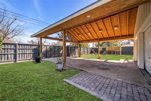 922 Innsdale Drive, Houston, TX 77076