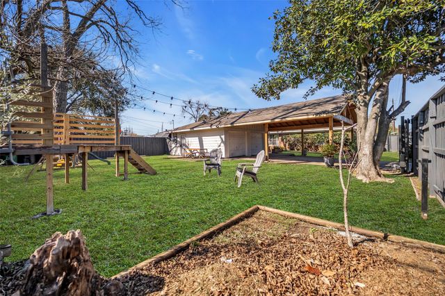 922 Innsdale Drive, Houston, TX 77076