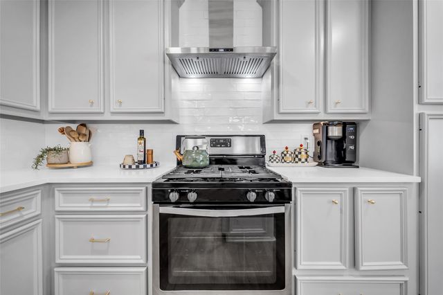 922 Innsdale Drive, Houston, TX 77076