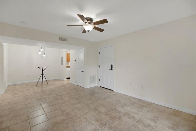220 MOREE LOOP 2, Winter Springs, FL 32708