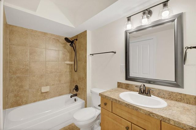 220 MOREE LOOP 2, Winter Springs, FL 32708
