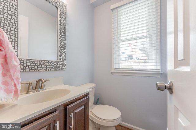 8 MATTHEWS RUN, Chester Springs, PA 19425