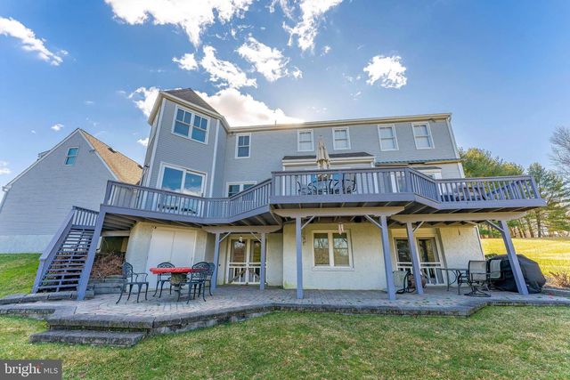 8 MATTHEWS RUN, Chester Springs, PA 19425