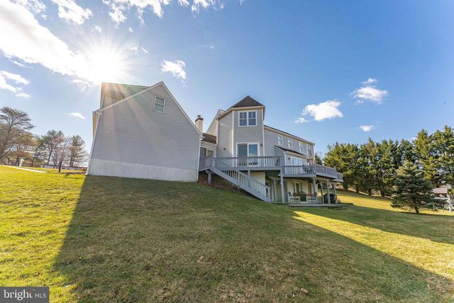 8 MATTHEWS RUN, Chester Springs, PA 19425