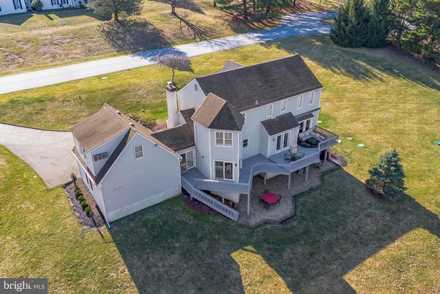 8 MATTHEWS RUN, Chester Springs, PA 19425