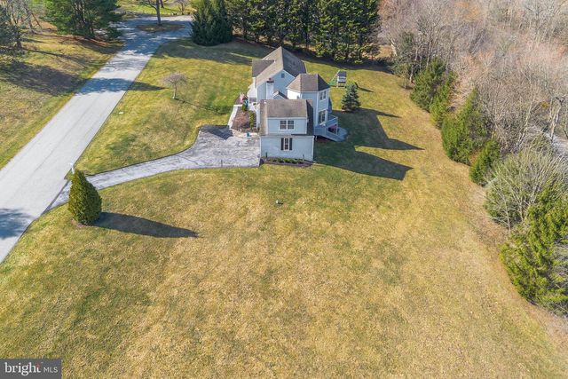 8 MATTHEWS RUN, Chester Springs, PA 19425