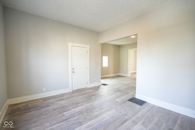 415 E 15th Street, Anderson, IN 46016