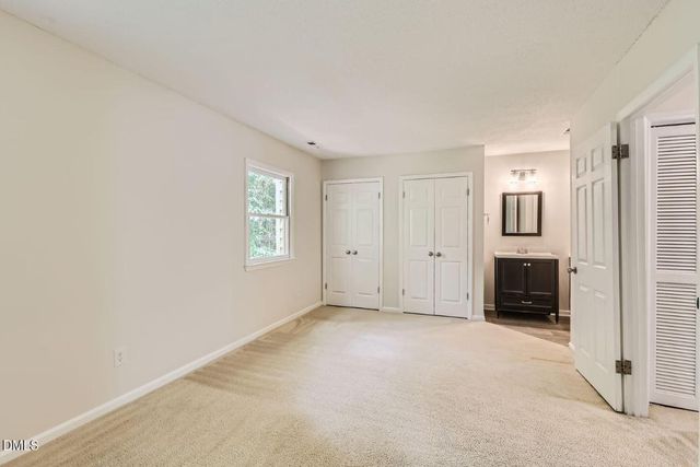 114 Mossbark Lane, Chapel Hill, NC 27514