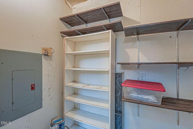 114 Mossbark Lane, Chapel Hill, NC 27514