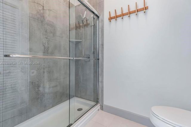 529 Lakeside Cir, Sunrise, FL 33326