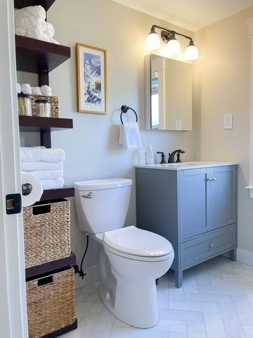 83 Rockridge -, Waltham, MA 02453