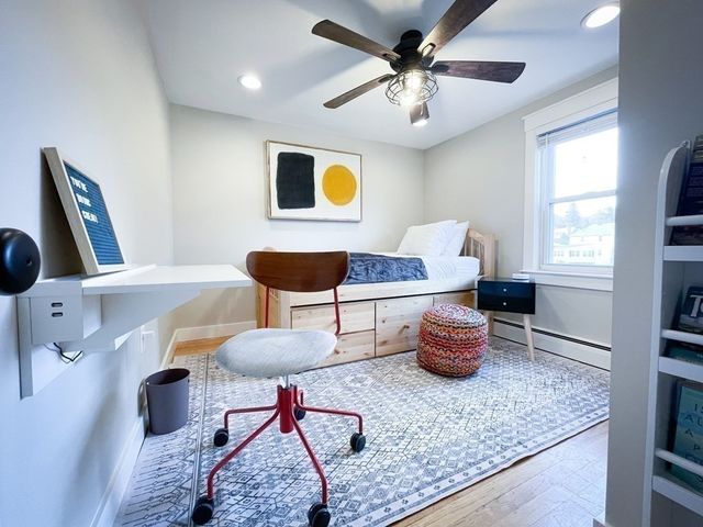 83 Rockridge -, Waltham, MA 02453
