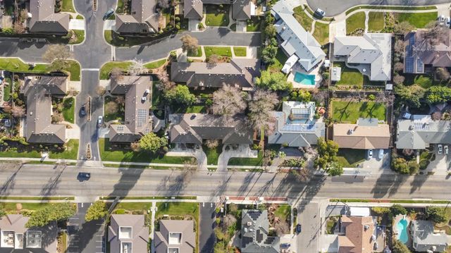 1095 W Sierra Avenue, Fresno, CA 93711
