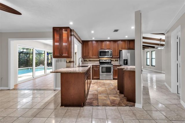 4867 HUNTLEIGH DRIVE, Sarasota, FL 34233