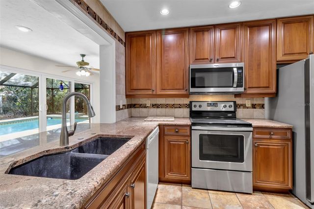 4867 HUNTLEIGH DRIVE, Sarasota, FL 34233