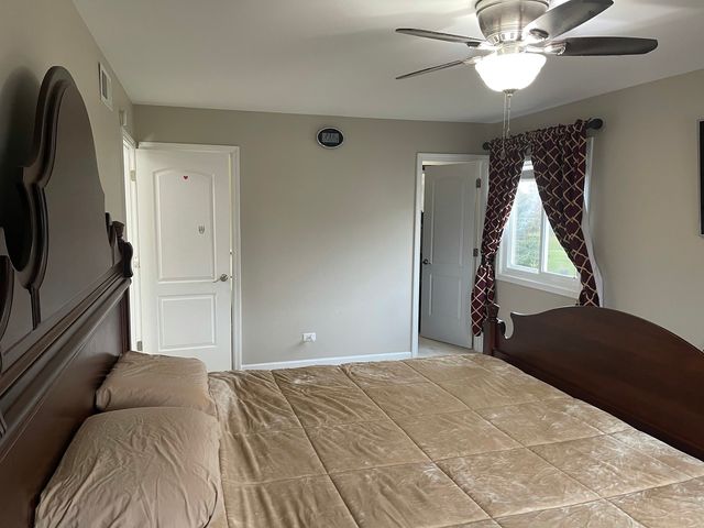 4852 Snapjack Circle, Naperville, IL 60564