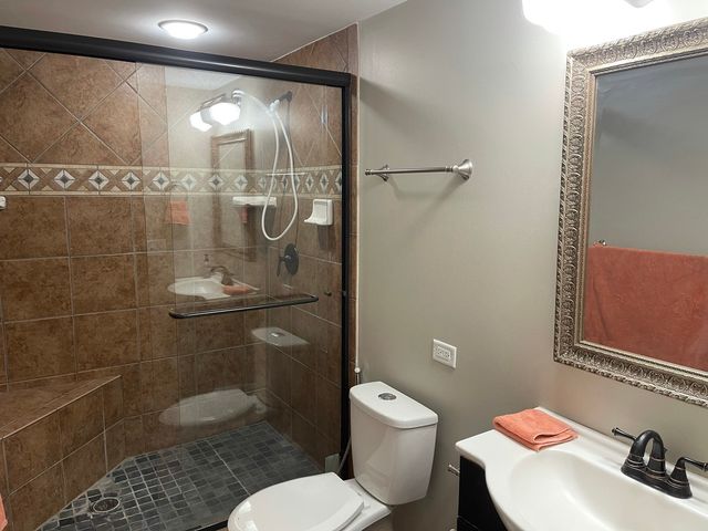 4852 Snapjack Circle, Naperville, IL 60564