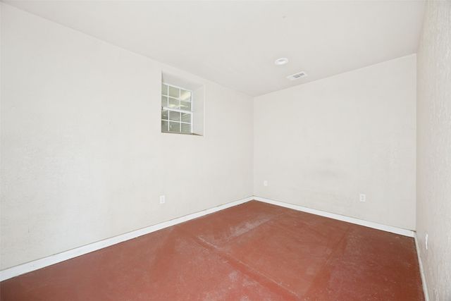 5814 Fm 1563, Commerce, TX 75428