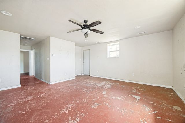 5814 Fm 1563, Commerce, TX 75428