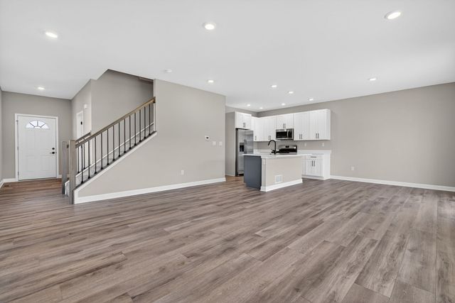 1971 Taller Road, Morris, IL 60450