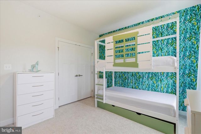 2074 RIVER HERITAGE BLVD, Dumfries, VA 22026
