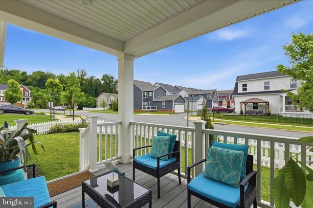 2074 RIVER HERITAGE BLVD, Dumfries, VA 22026