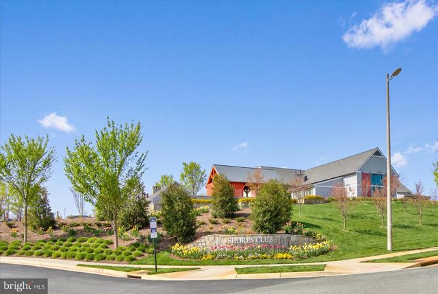 2074 RIVER HERITAGE BLVD, Dumfries, VA 22026
