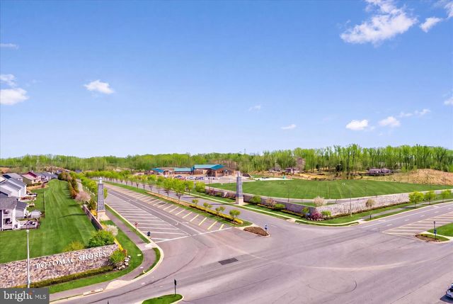 2074 RIVER HERITAGE BLVD, Dumfries, VA 22026