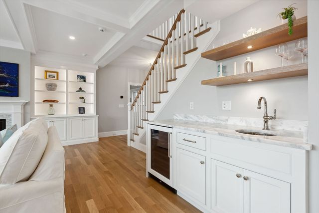 44 Tonset Rd, Orleans, MA 02653