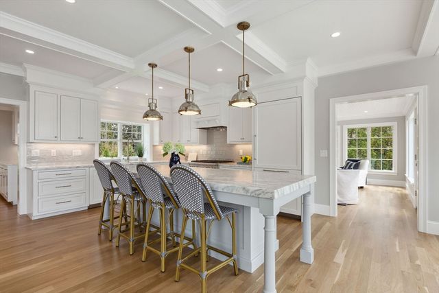 44 Tonset Rd, Orleans, MA 02653