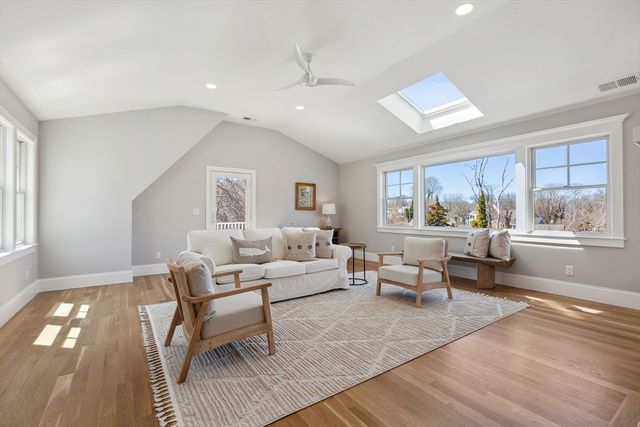 44 Tonset Rd, Orleans, MA 02653