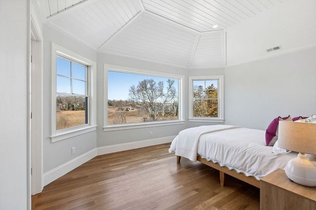 44 Tonset Rd, Orleans, MA 02653