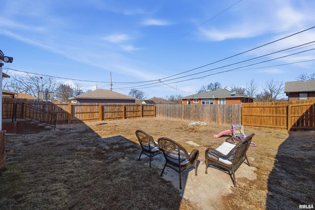 1005 IRENE Street, Pekin, IL 61554