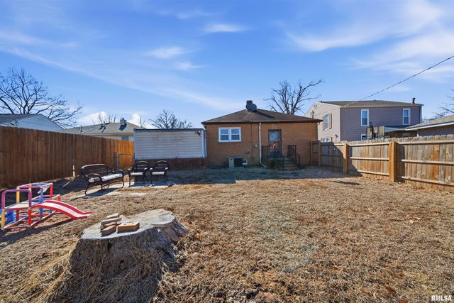 1005 IRENE Street, Pekin, IL 61554