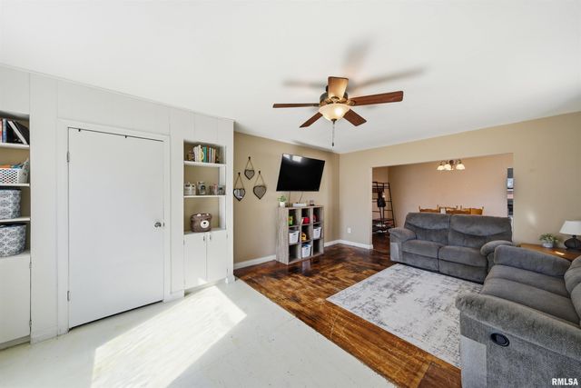 1005 IRENE Street, Pekin, IL 61554