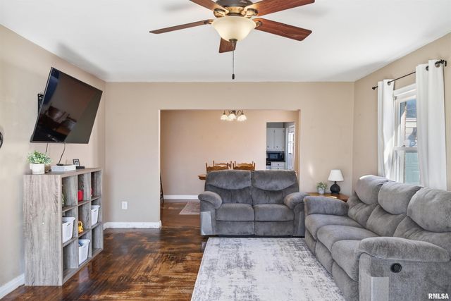 1005 IRENE Street, Pekin, IL 61554