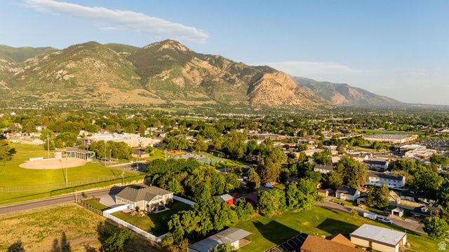 432 E 2700 N, North Ogden, UT 84414