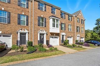 315 W Constance Rd Unit 320, Suffolk, VA 23434