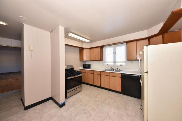 234 N 37th STREET, Milwaukee, WI 53208