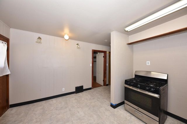 234 N 37th STREET, Milwaukee, WI 53208