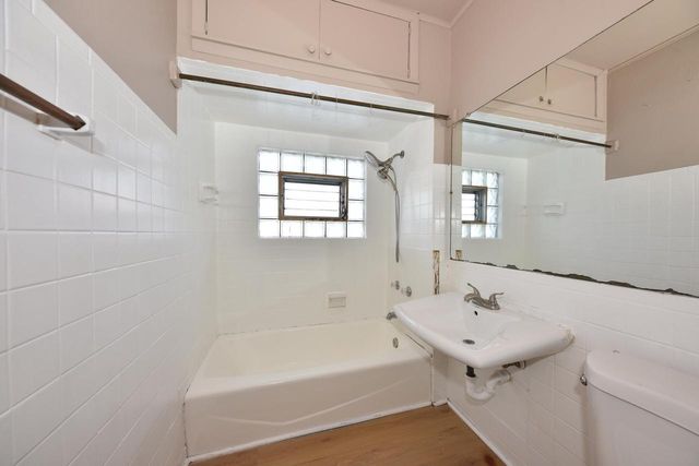 234 N 37th STREET, Milwaukee, WI 53208