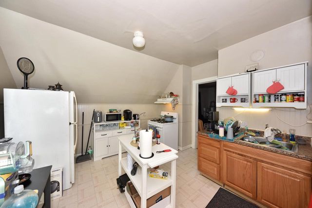 234 N 37th STREET, Milwaukee, WI 53208