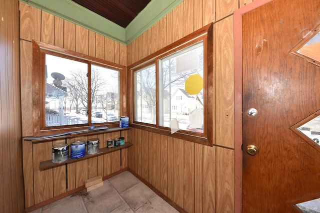 234 N 37th STREET, Milwaukee, WI 53208