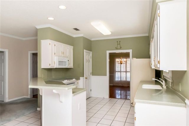 1118 Hillcrest Crossing E, Mobile, AL 36695