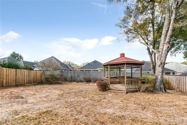 1118 Hillcrest Crossing E, Mobile, AL 36695