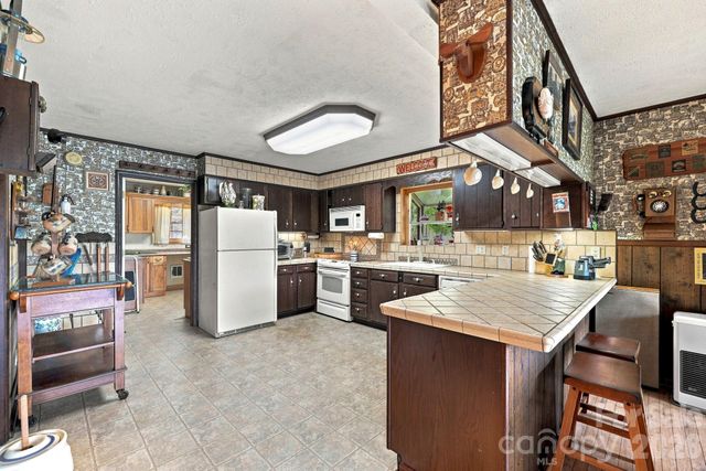 518 Nicholson Cove Road, Cullowhee, NC 28723
