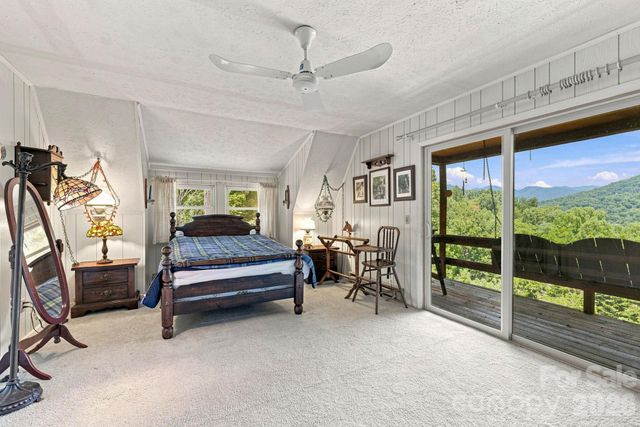518 Nicholson Cove Road, Cullowhee, NC 28723
