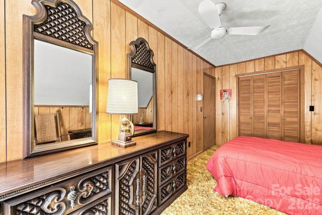 518 Nicholson Cove Road, Cullowhee, NC 28723